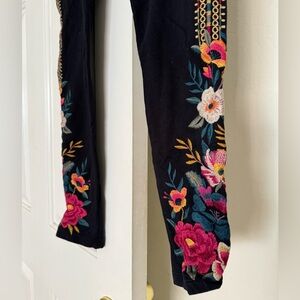 Johnny Was Embroidered Leggings